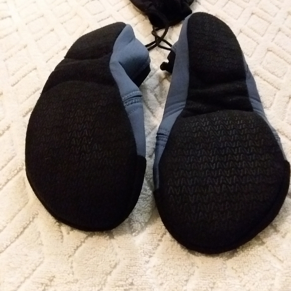 ⬇️Acorn foldable slippers with bag-NWOT - Picture 3 of 5